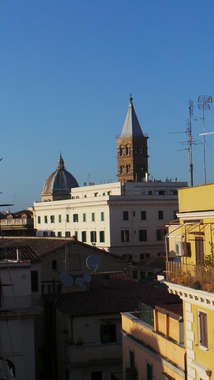 Casa Tua Sul Tetto Di Roma Apartment Luaran gambar