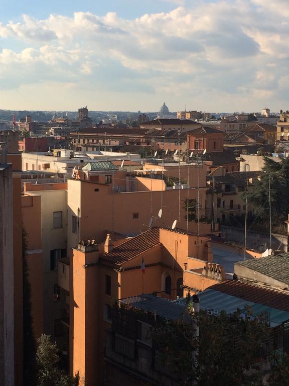 Casa Tua Sul Tetto Di Roma Apartment Luaran gambar