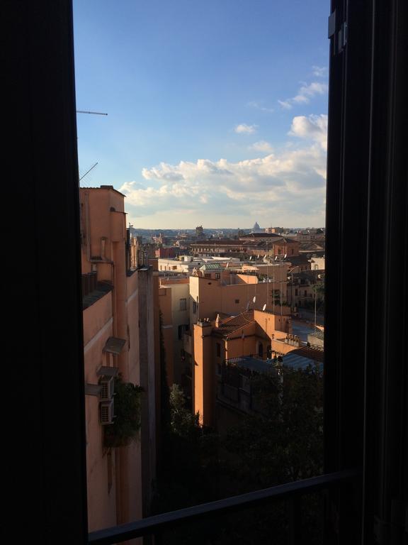 Casa Tua Sul Tetto Di Roma Apartment Luaran gambar