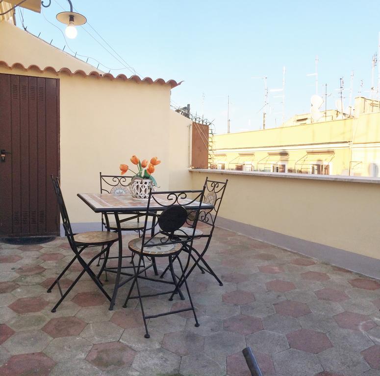 Casa Tua Sul Tetto Di Roma Apartment Luaran gambar